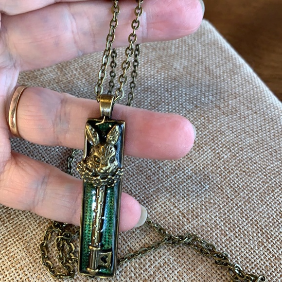 Twinsdesign Jewelry - Rabbit Key Resin Layered Pendent Necklace